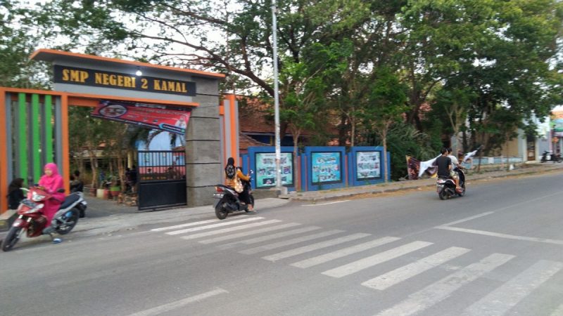 Pembangunan Apotik dan Food Court di Lahan SMPN 2 Kamal Diduga Terindikasi Tipikor